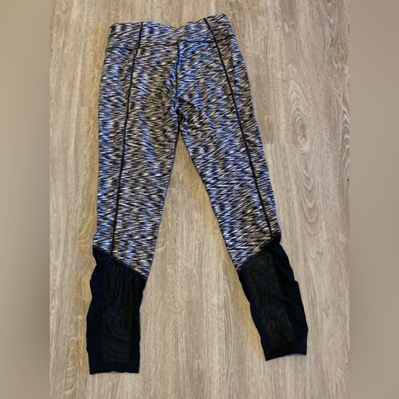 Calvin Klein leggings - Picture 2 of 7